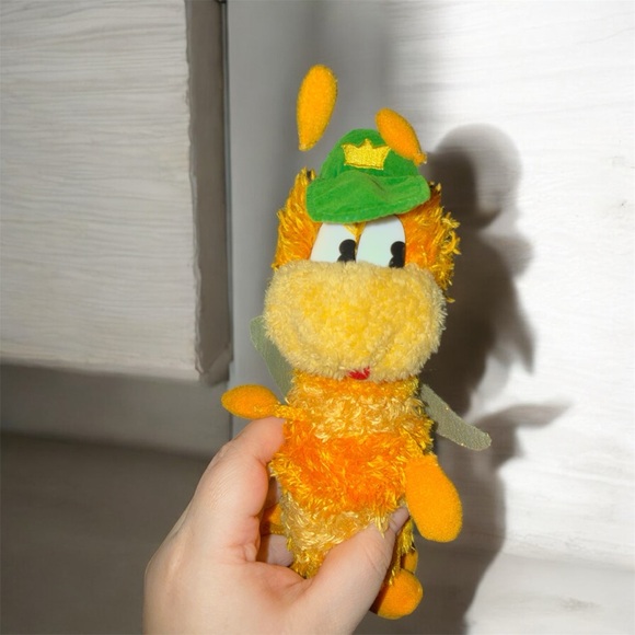 Bee 🐝 - Picture 1 of 4